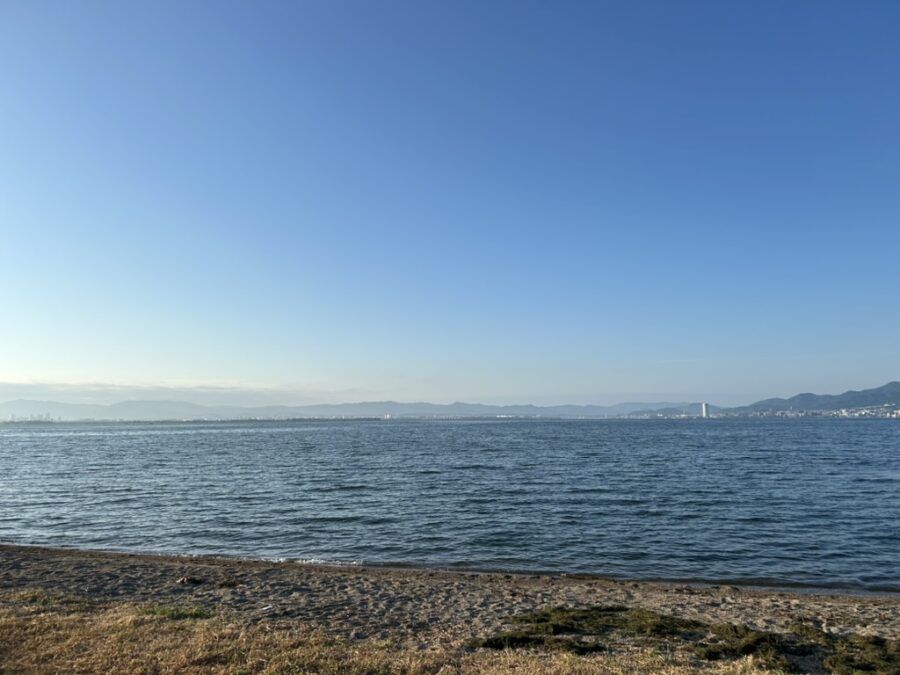 ランニング_夏の湖