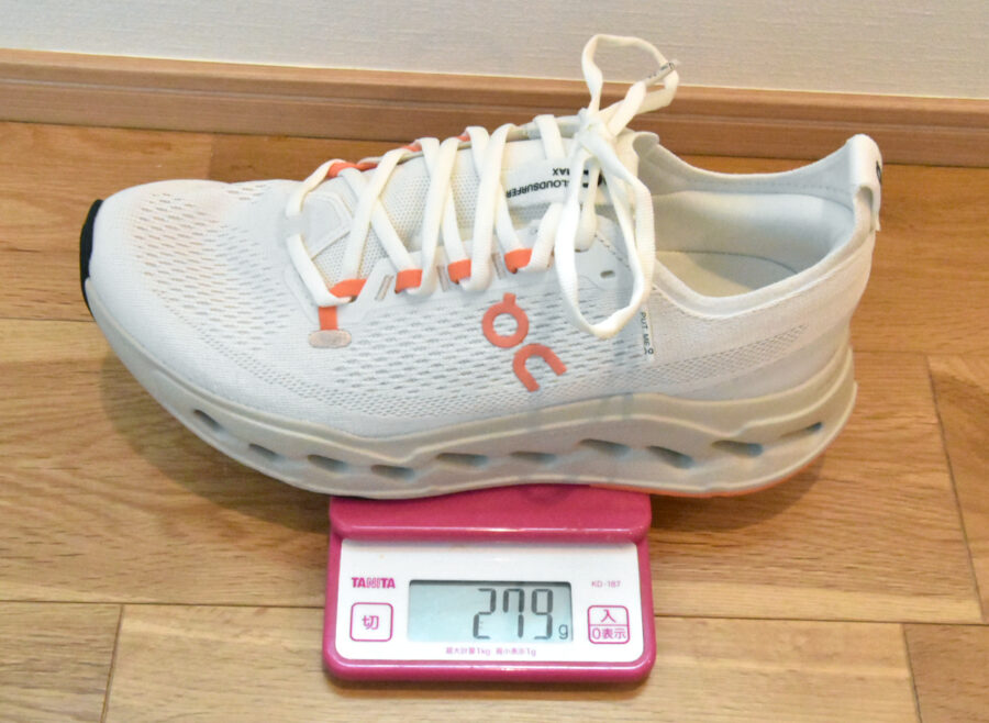 オン_クラウドサーファーマックス_重さ