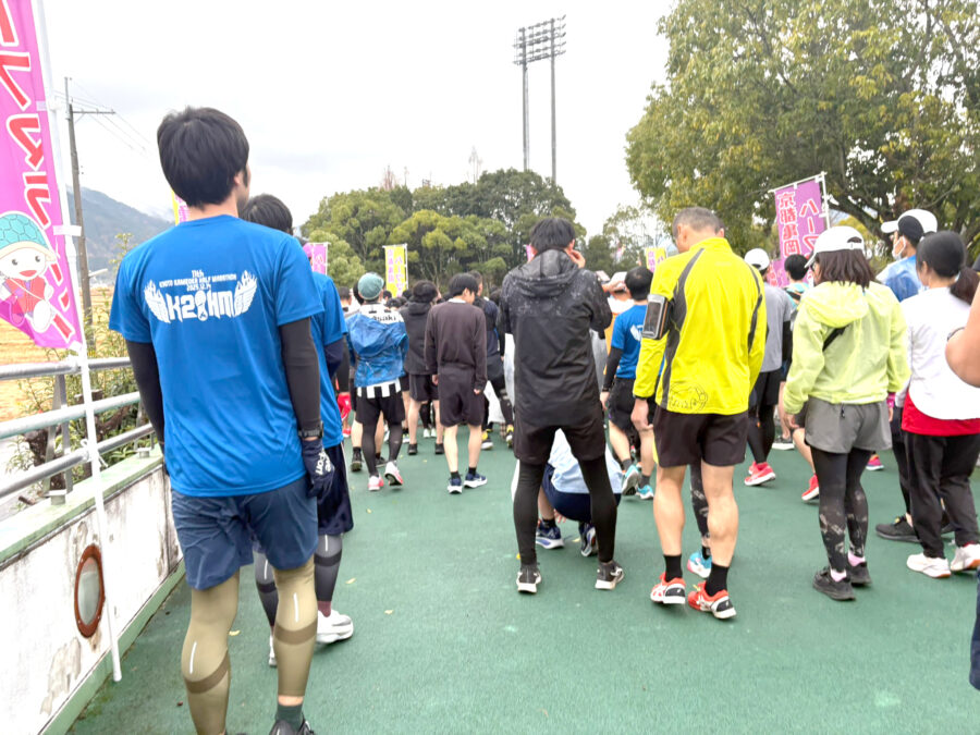 京都亀岡ハーフマラソン_歩道橋