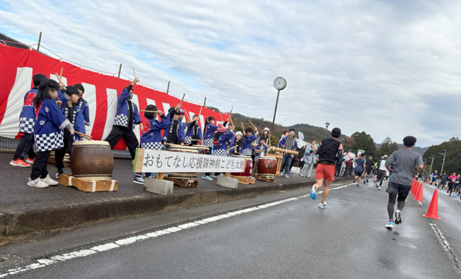 京都亀岡ハーフマラソン_応援太鼓